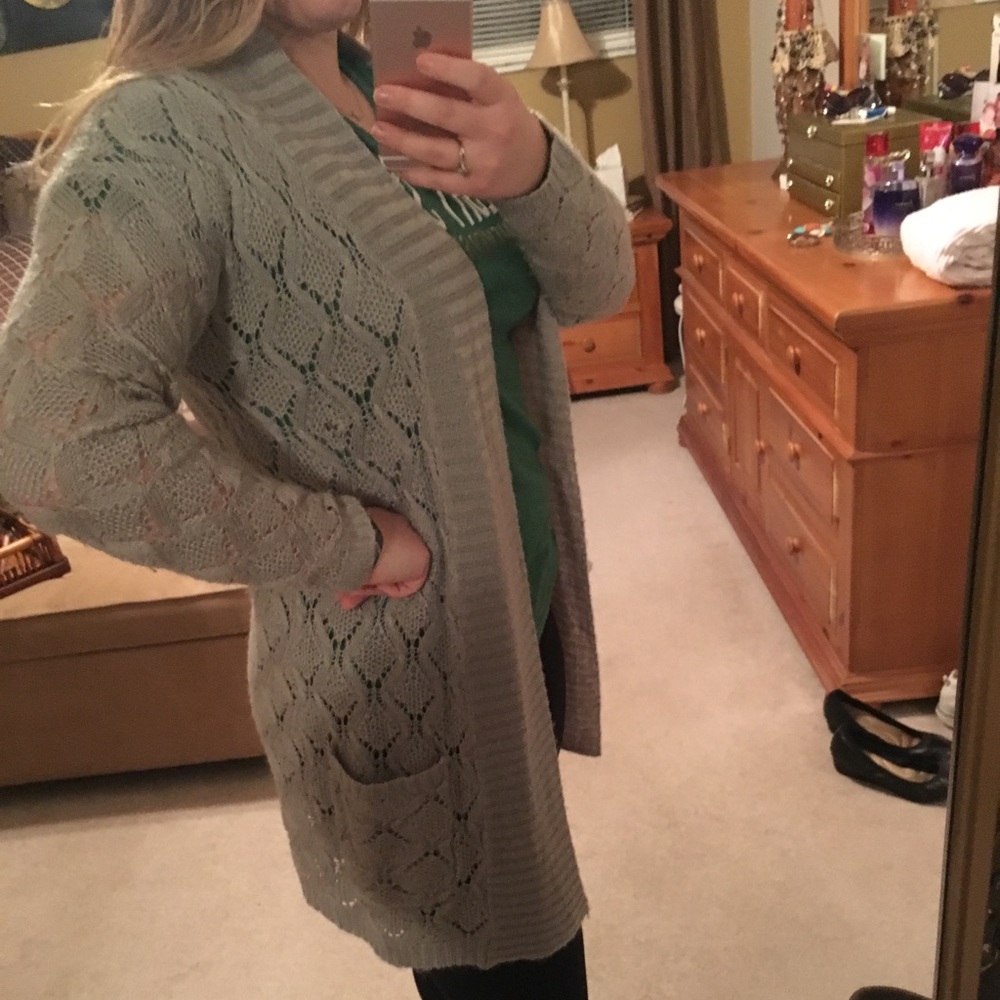 Gray Rue 21 long sweater w/ pockets